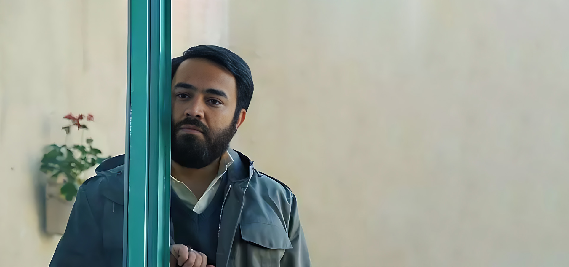 تماشا آنلاین فیلم کوتاه چند قطره آبان | تلوبیون